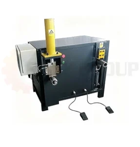Automobile motor stator dismantling machine