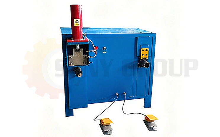 Automobile motor stator dismantling machine