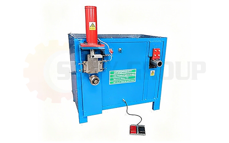 Automobile motor stator dismantling machine