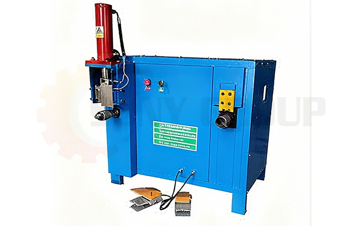 Automobile motor stator dismantling machine